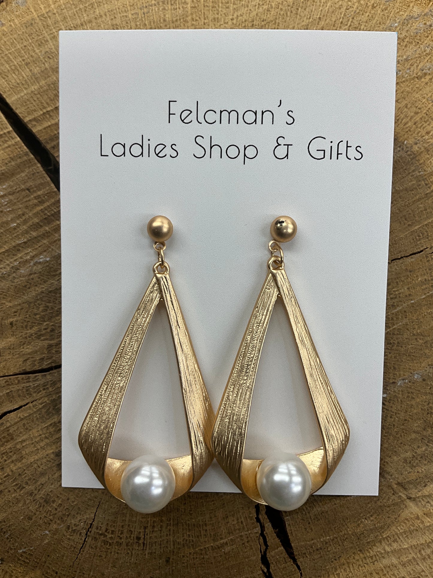 Drop Down Pearl Earring