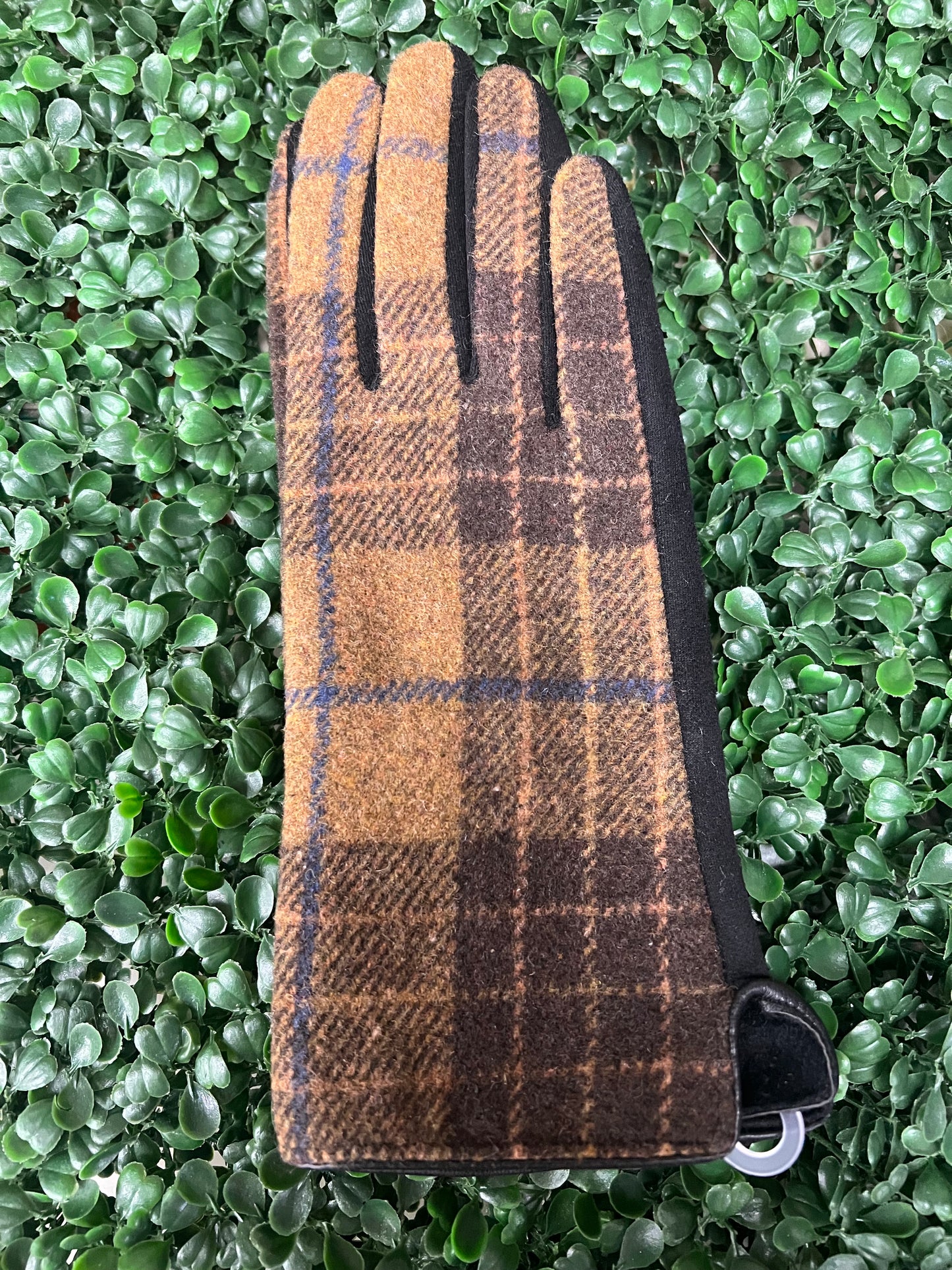 Plaid Gloves