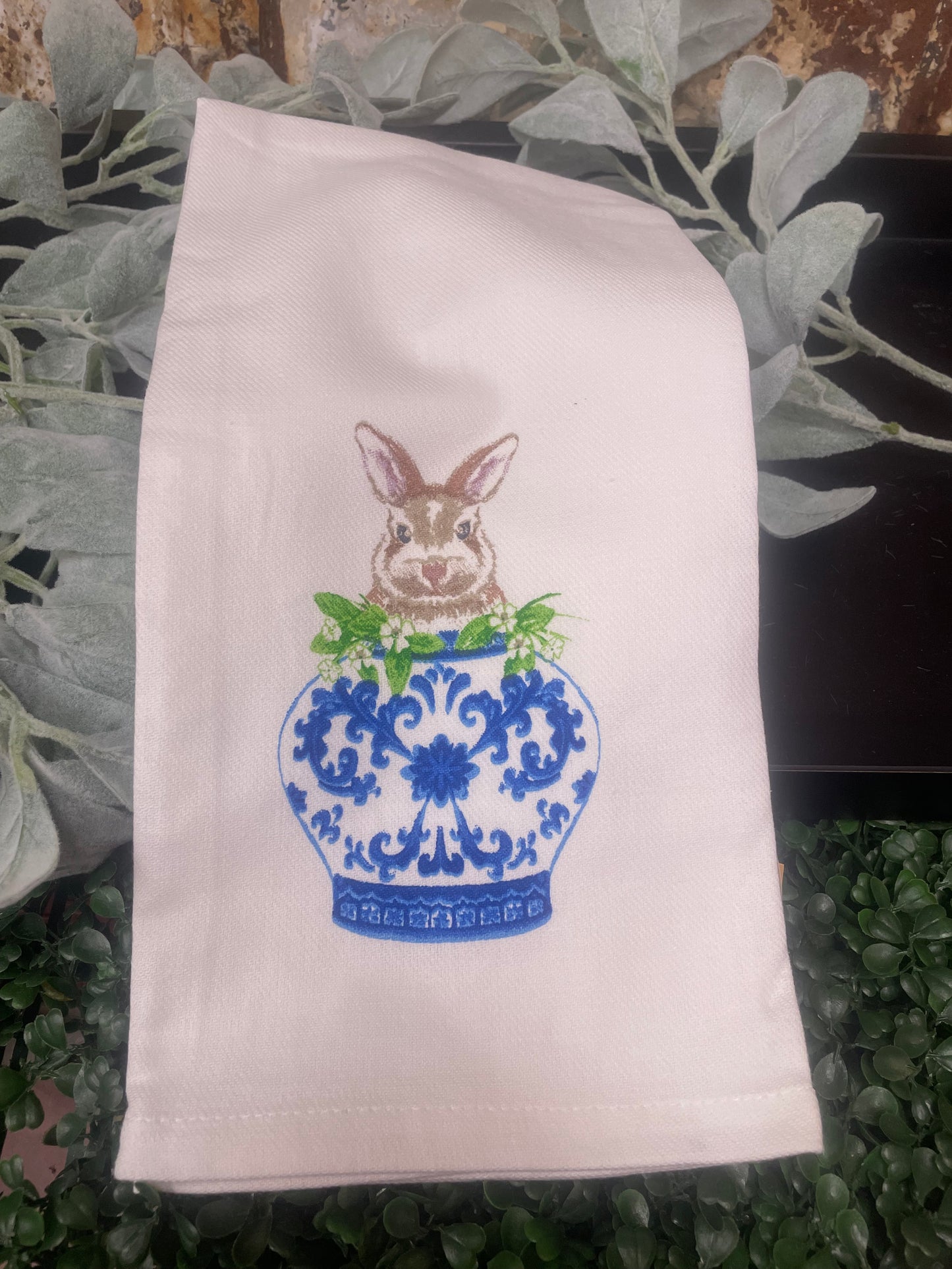 Winston Bunny Vase Hand Towel