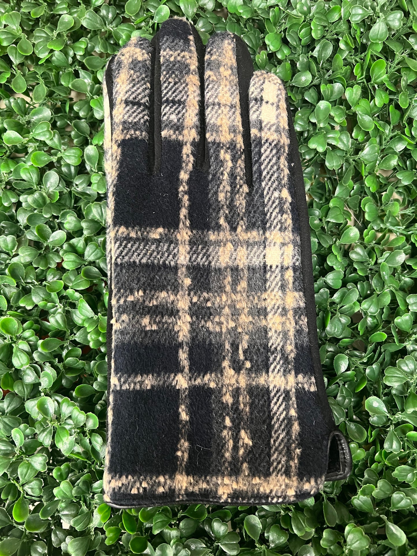 Plaid Gloves