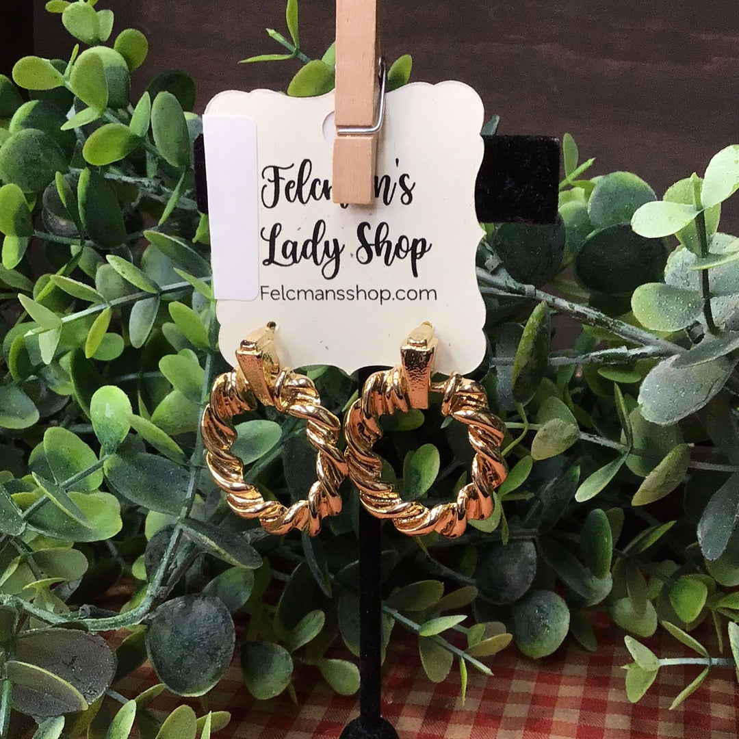 Twisted Gold Circles