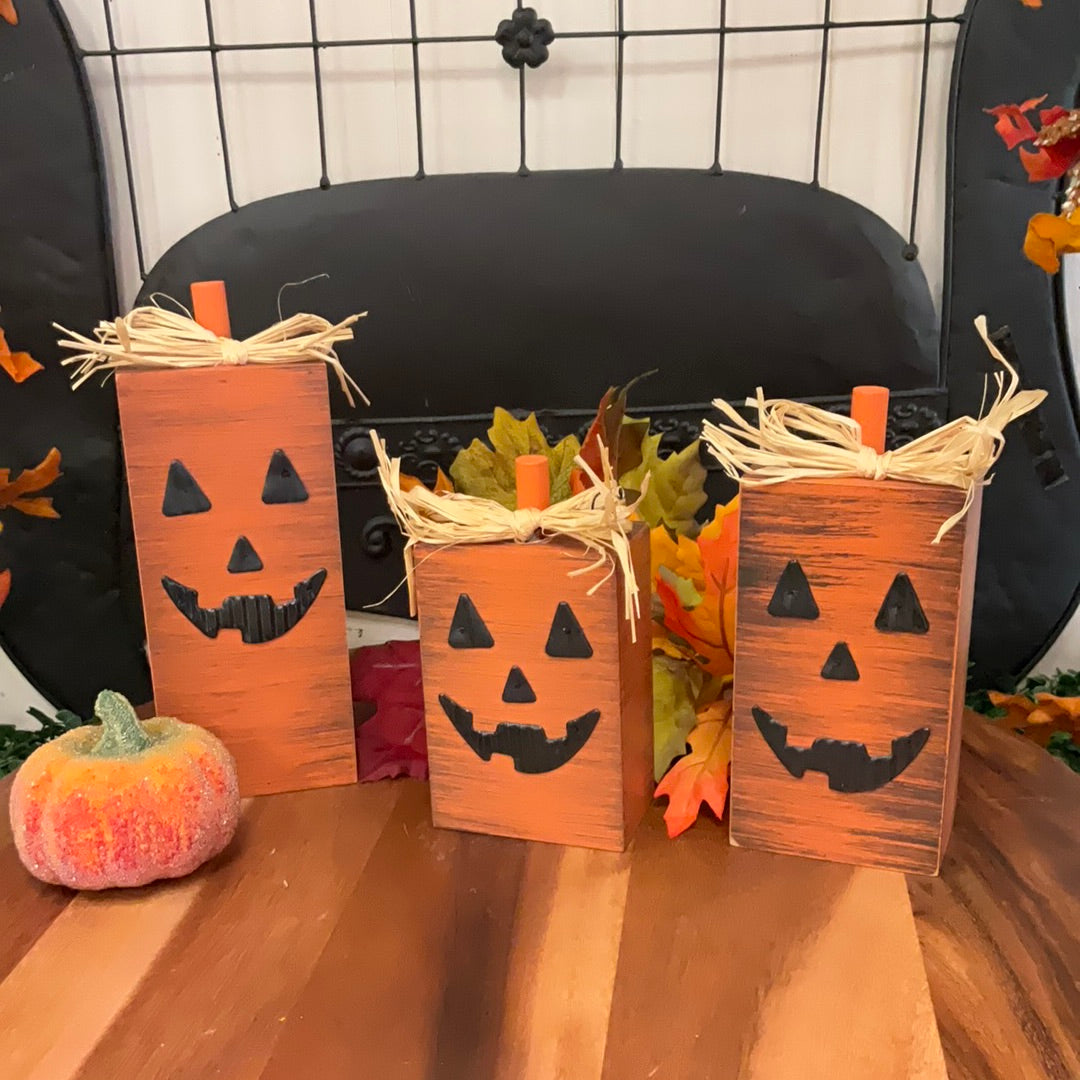 Shelf Sitter Jack O Lantern Medium