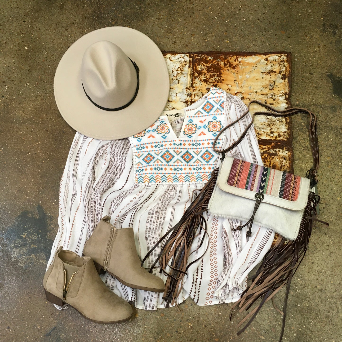 Ivory Mocha Savanna Jane