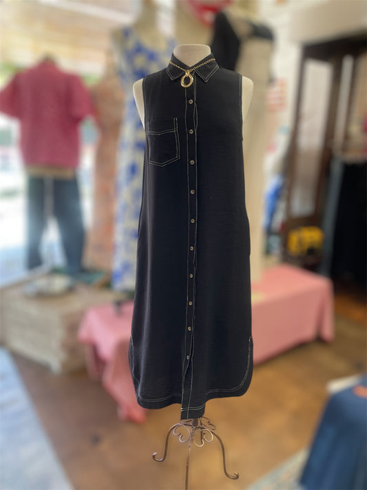 Sleeveless Black Linin Dress