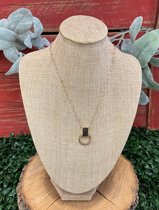 Gold Chain Layered Knot