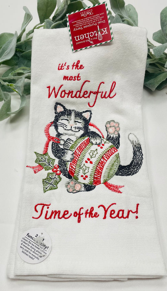 Meowy Christmas Towel