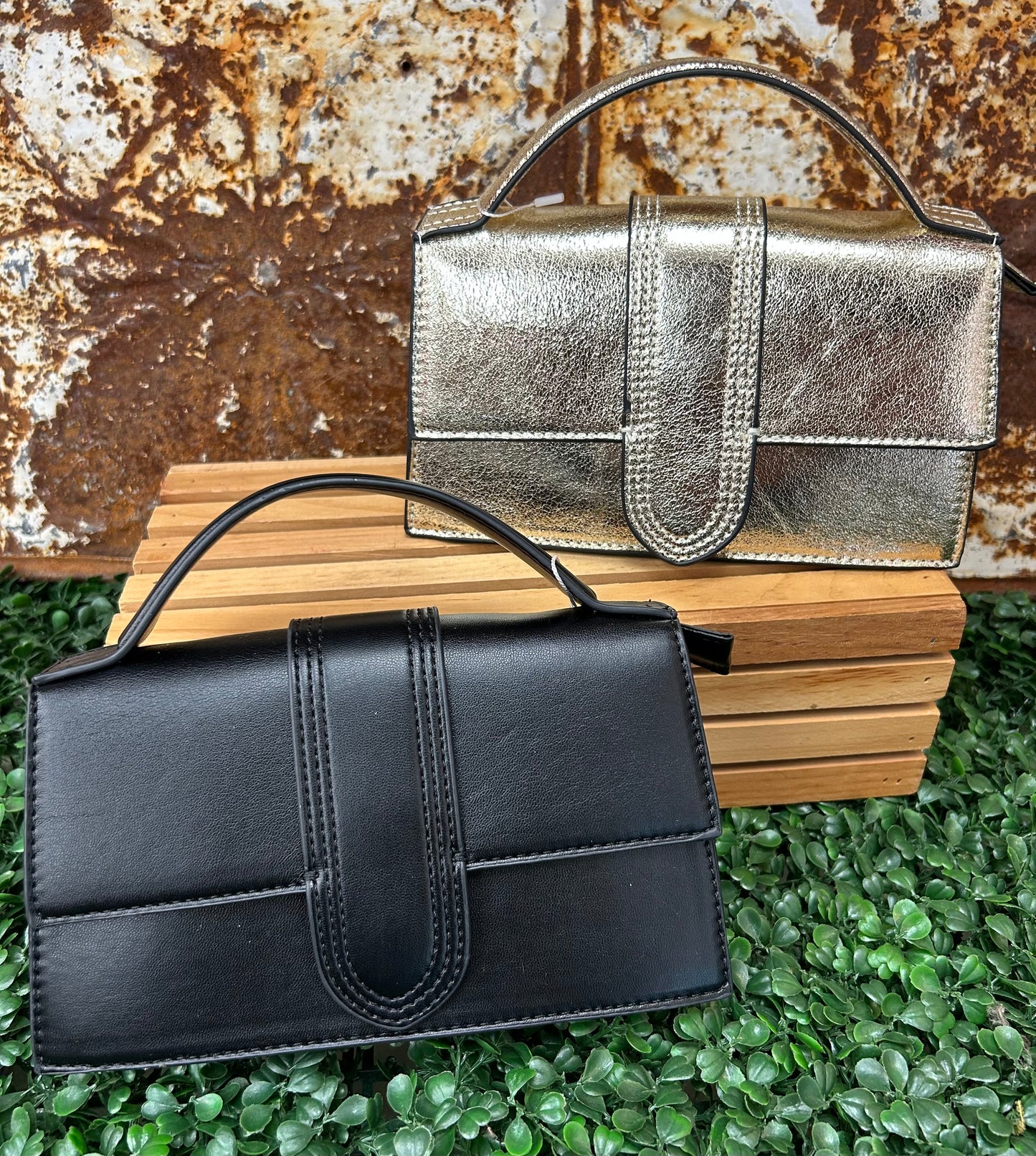 Capri Metallic Crossbody Black