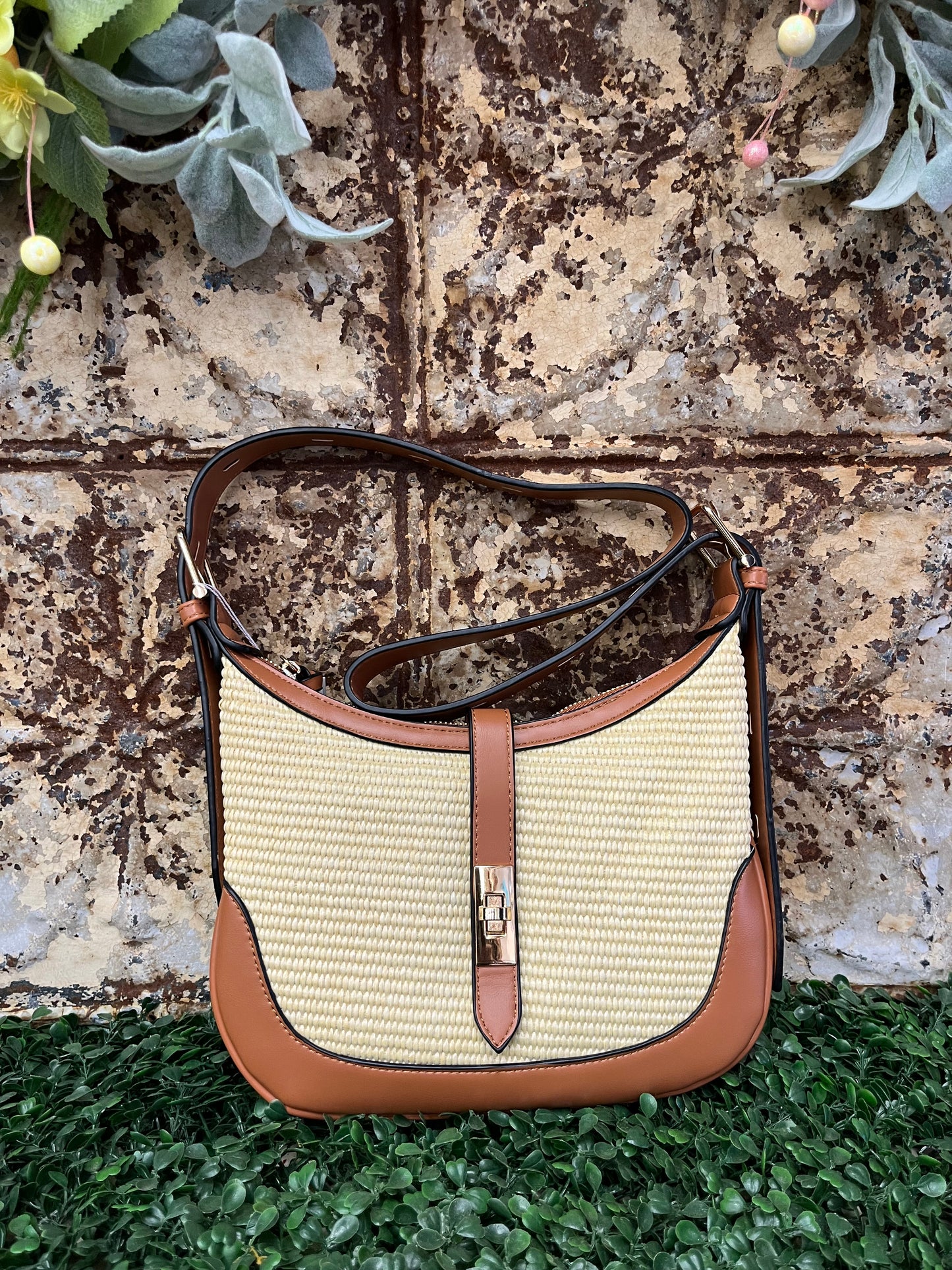 Ariana Straw Shoulder Bag