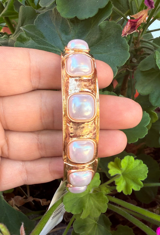 Hammered Gold/Stone Stretch Bracelet