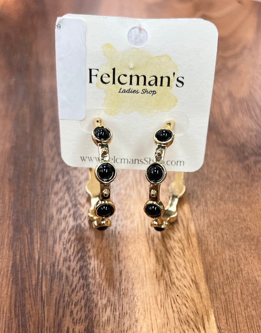 Hammered Cold Hoops With Black Stone