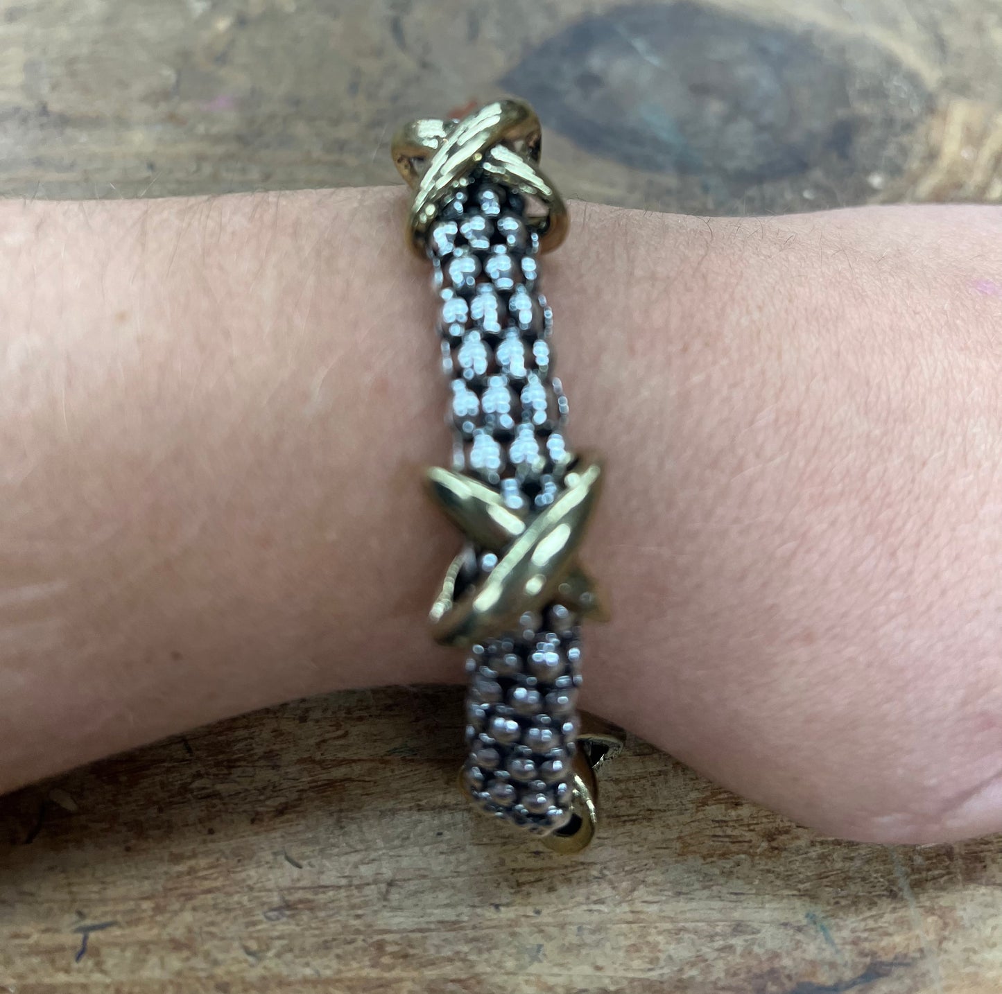 Magnetic Criss Cross Bracelet