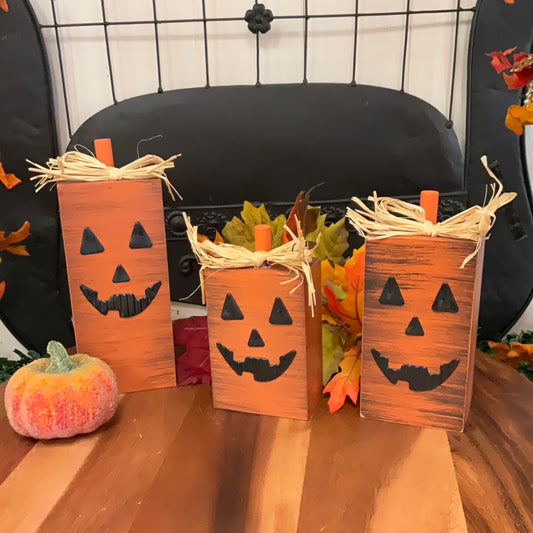 Shelf Sitter Jack O Lantern Medium