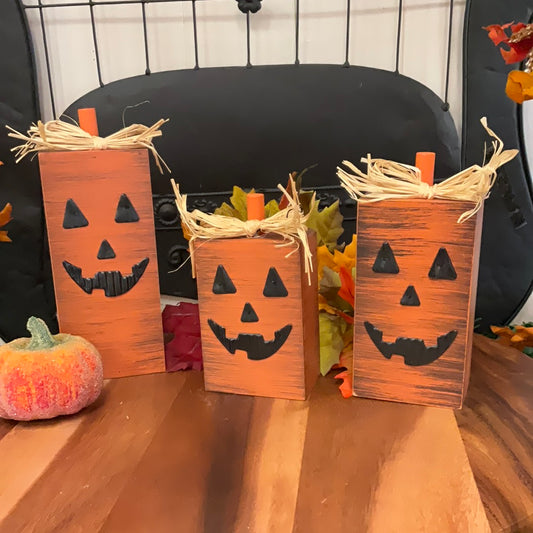 Shelf Sitter Jack O Lantern Small